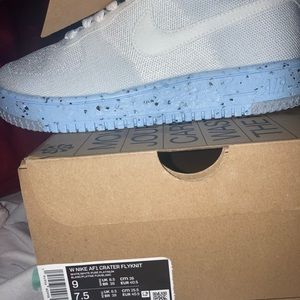 New never worn pure platinum W Nike AF1 Crater Flyknit shoes size 9 W 7.5 M